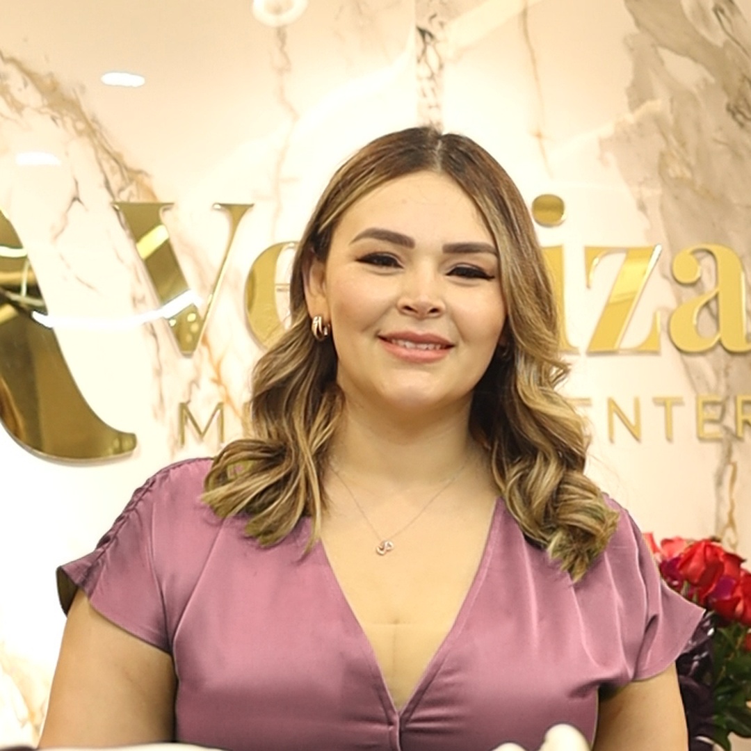 Foto de perfil de la Dra. Marilyn Mares, opción 2